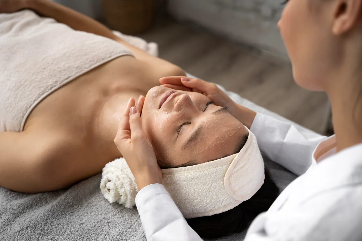 Kobido facial massage